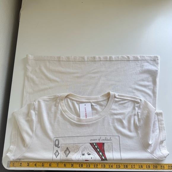 Queen of Cocktails Graphic T-Shirt
Lucky Brand Off White Cream Medium NWT - Picture 5 of 9